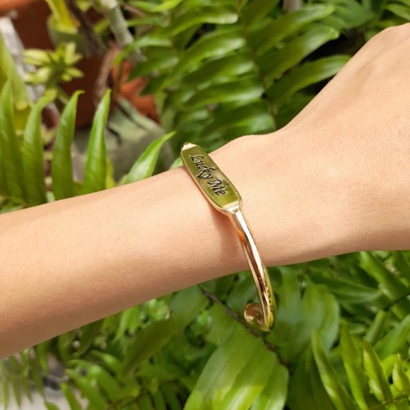 gold bangle - Picture 3 of 4